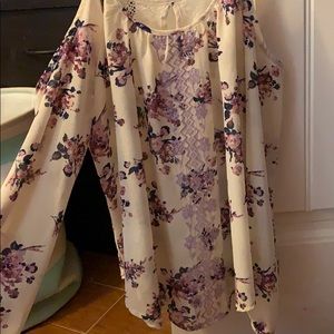 Thin long sleeve with straps